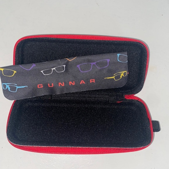 Gunnar glasses case - Picture 2 of 2